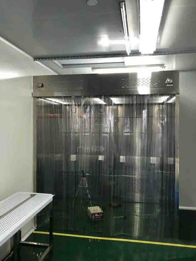 負壓稱量罩結構圖由初效、中效、高效、風機等部件組成